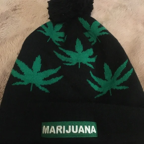 MJ toque - Picture 2 of 4